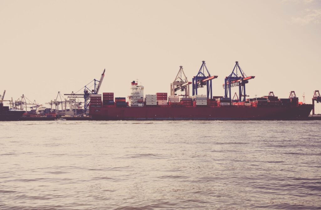 Cargo from Turkey to Azerbaijan: Professionelle Luft- und Seefrachtlösungen