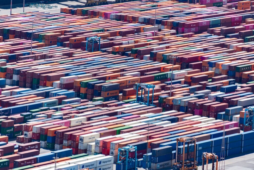 Reducing Logistics Costs: Practical Strategies for Freight and Customs Savings